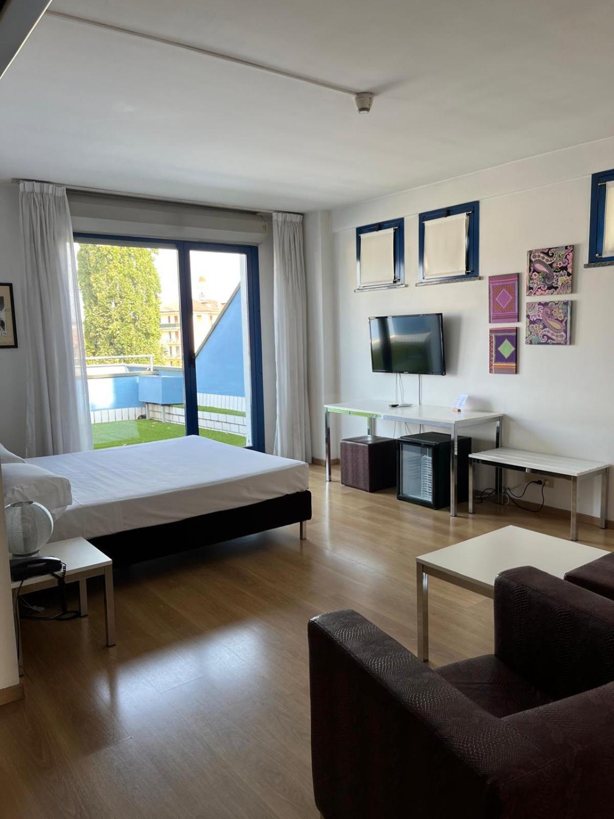 Park Hotel Residence Crema Exterior foto