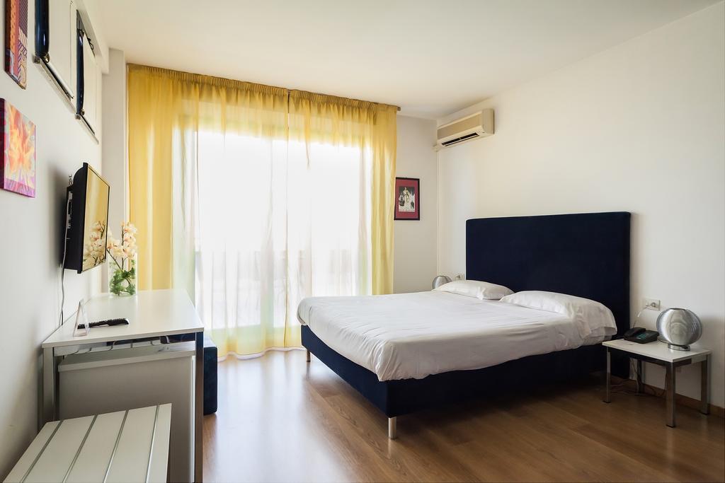 Park Hotel Residence Crema Exterior foto