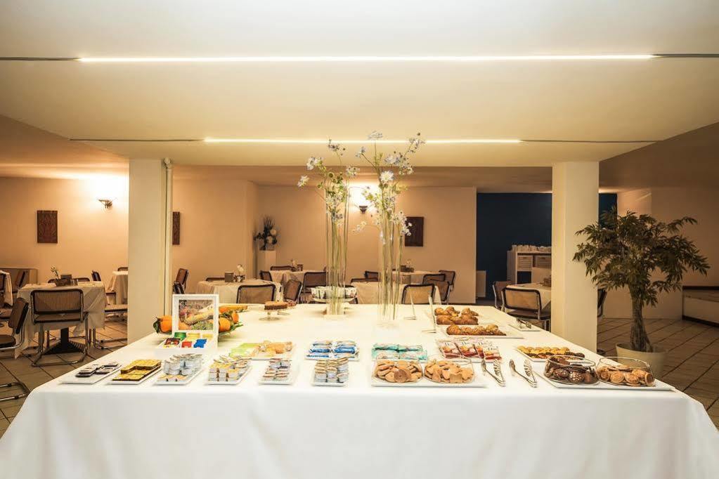 Park Hotel Residence Crema Exterior foto